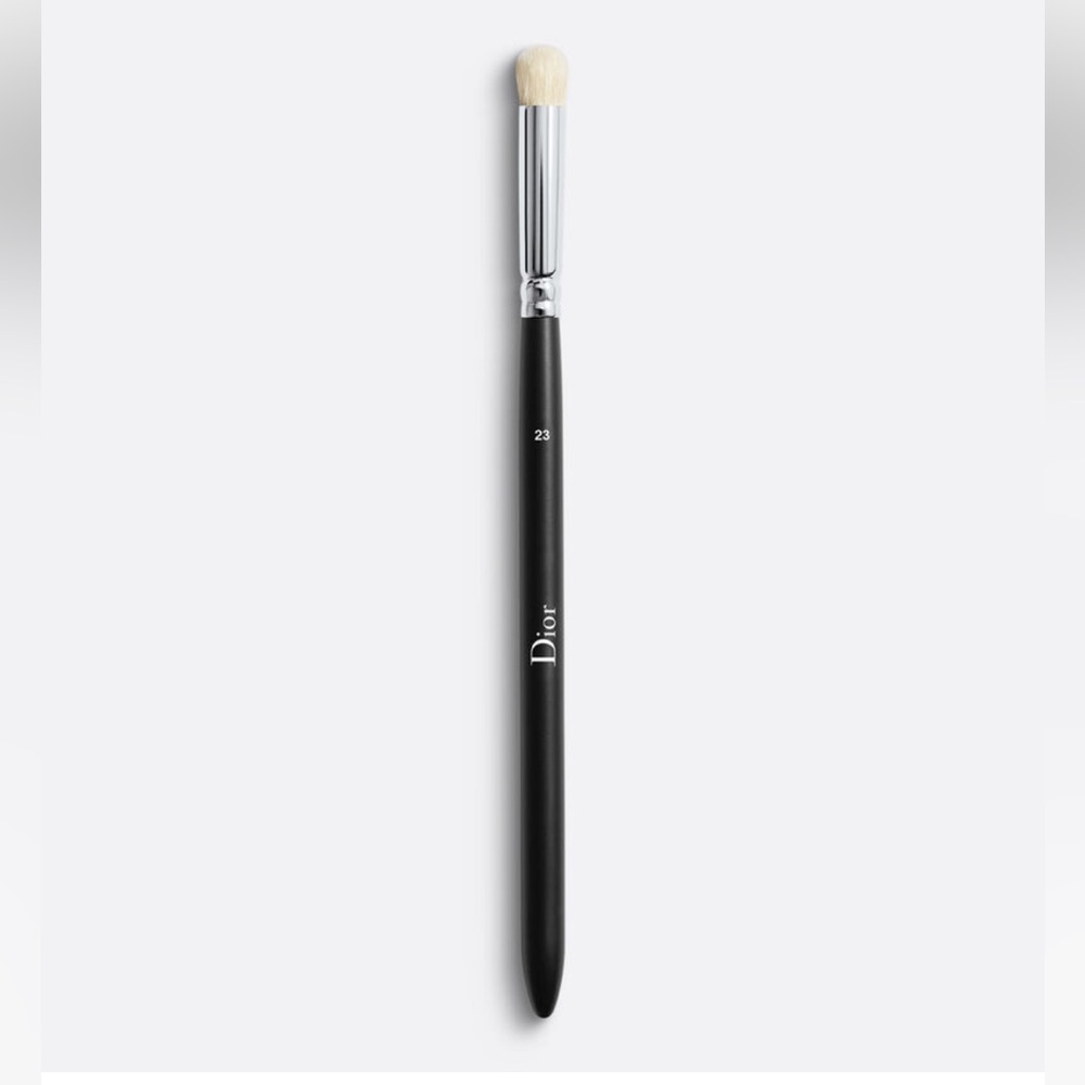 DIOR BACSKSTAGE LARGE SMUDGING BRUSH 23
